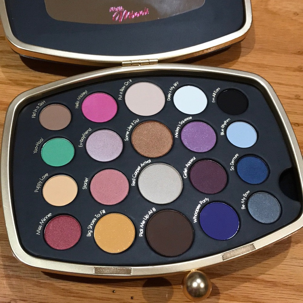 Sephora Disney Minnie Eyeshadow Palette